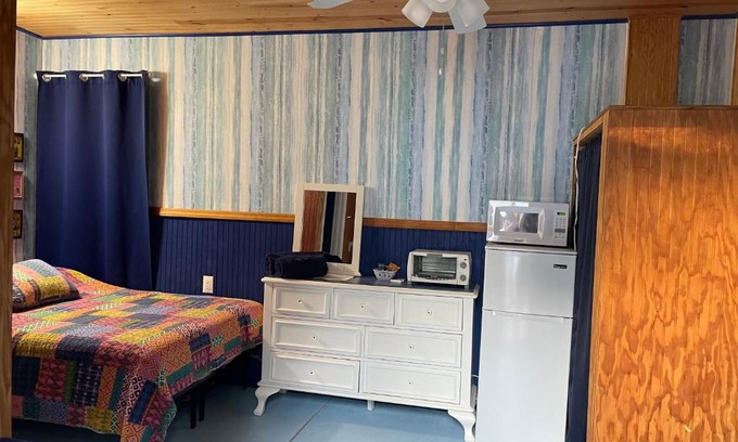 St. Cloud Casa | Pet friendly Private Studio