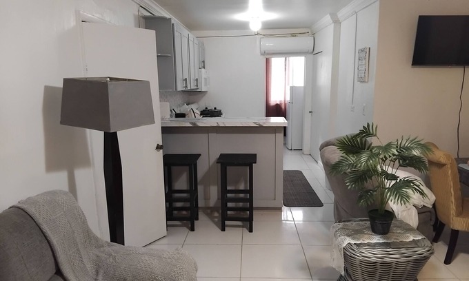 Nassau Casa | PET Friendly, Remodel, Spacious and Cozy Villa in Delightful Nassau.