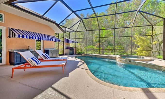 Braden River Casa | Pet-Friendly Resort Home: Private Pool + Spa!