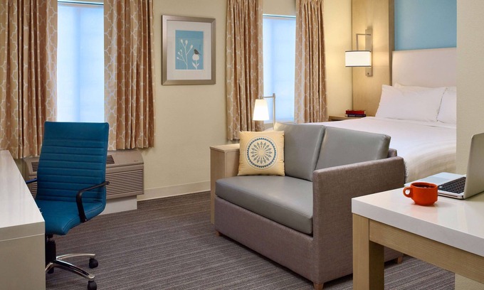 The Galleria Hotel | Pet Friendly Stay Steps from The Galleria! Full Kitchen! Pool & Free Parking!