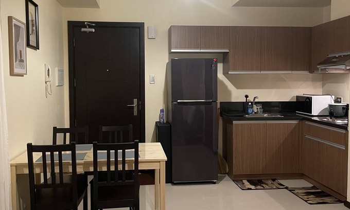 Pasay Apartamento | Pet Friendly Staycation at The Radiance Manila Bay