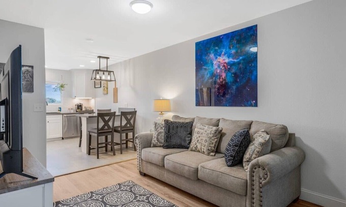 Santa Maria Casa | Pet-Friendly, Stylish Home w/Backyard Oasis