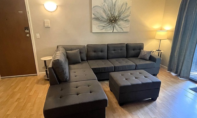 Bloomington Condominio | Pet friendly updated 2bd condo