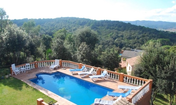 Begur Villa | "Villa Casa Dolores Style Catalan" con vistas a la montaña, piscina y Wi-Fi; mascotas permitidas