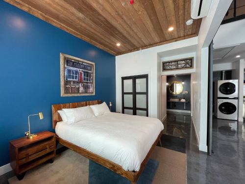 Petaluma Apartamento | Petaluma Warehouse Lofts unit E