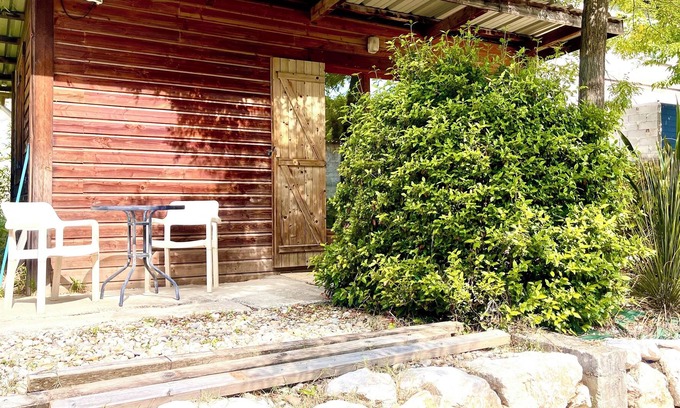 Chanas Chalet De Esquí | Petit Chalet Indépendant