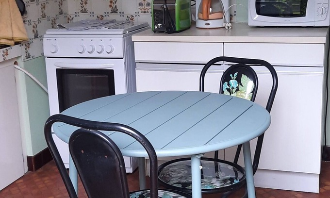 Saint-Cyprien Apartamento | Petite Appartement Avec Jardinet qui Domine le Village de Saint Cyprien