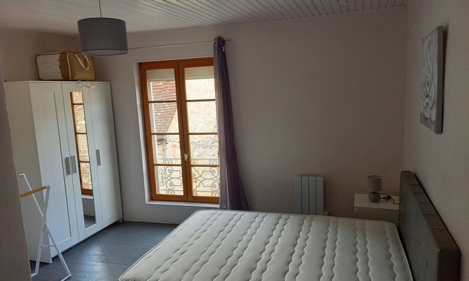 Gramat Casa | Petite Maison de Centre-ville Meublée