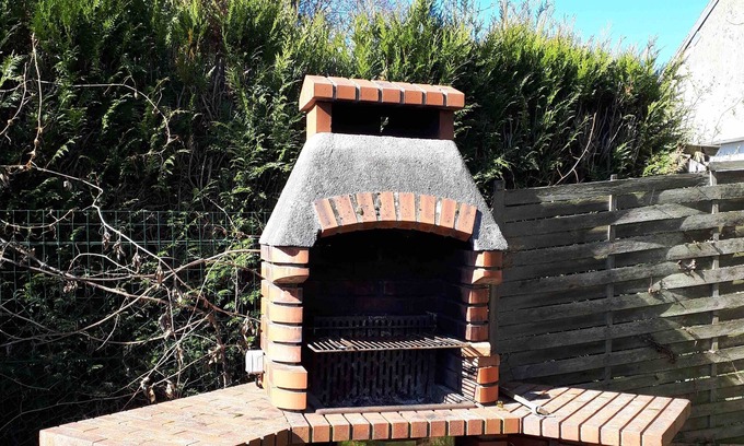 Nogent-le-Rotrou Casa | Petite Maison de Ville, Jusqu'à 6 Pers, au Coeur du Perche, Avec Jardin