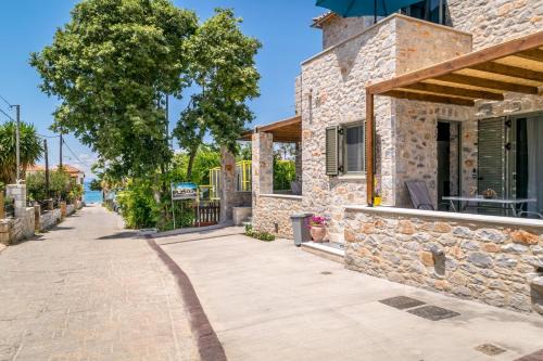 Stoupa Apartamento | Petras Gi - Stone Houses