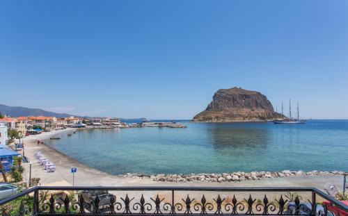 Monemvasia Casa | Petrino Guesthouse