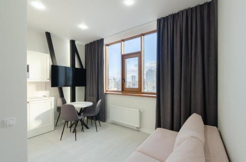 Kyiv Apartamento | Petrovdom Apartments 14-7 in RC Diplomat Hall, Zhylianska 59