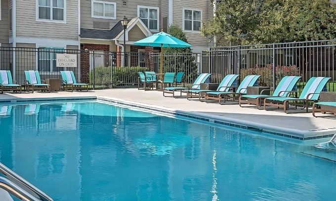 Morrisville Apartamento | Pets Allowed! Unit with Fully-equipped Kitchen! Comes w/ FREE Breakfast & Pool!