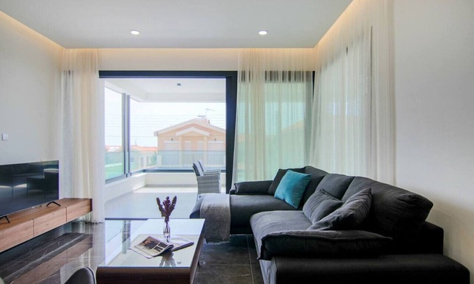 Agios Athanasios Apartamento | Phaedrus Living: City View Anna Residence 102