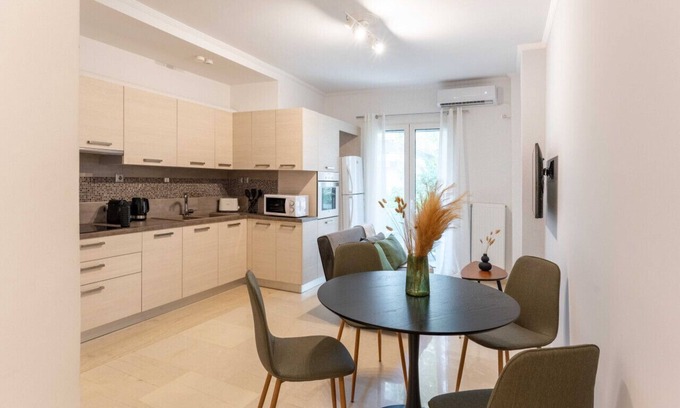 Alimos Apartamento | Phaedrus Living: Alimos Edem Beach Flat