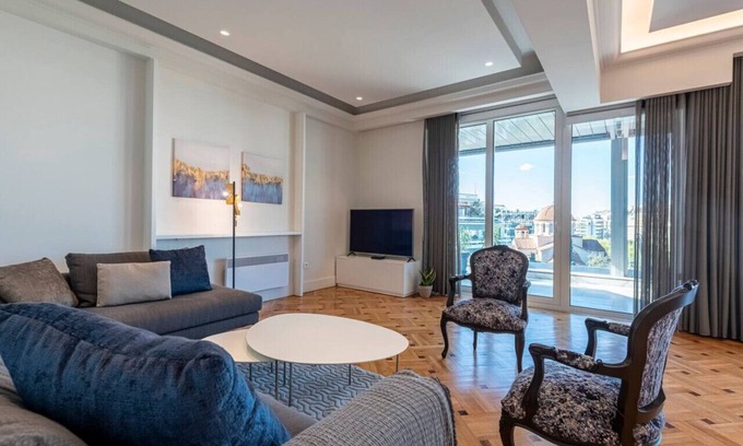 Kinosargous Apartamento | Phaedrus Living: City Center Luxury Flat N. Kosmos