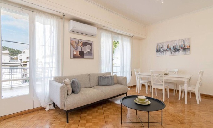 Ilisia Apartamento | Phaedrus Living: City Center Flat Michalakopoulou