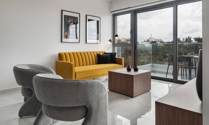 Paphos Apartamento | Phaedrus Living: Paphos Noir Residence