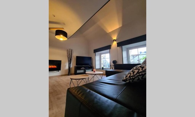 Erezee Casa | "Philled With Love" by Phils Cottages