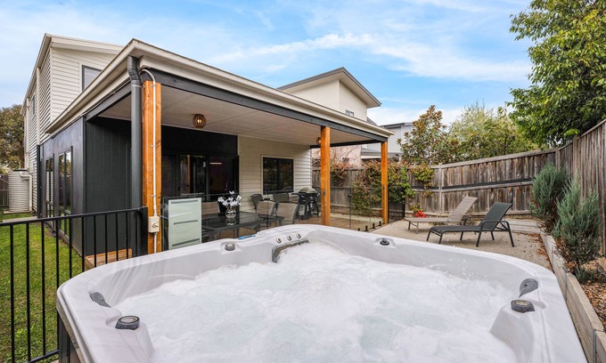 Cowes Casa | Phillip Island - Casa contemporánea en la playa con comodidades modernas + Spa al aire libre