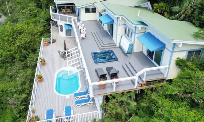 Rendezvous & Ditleff Casa | Phoenix By The Sea - St. John