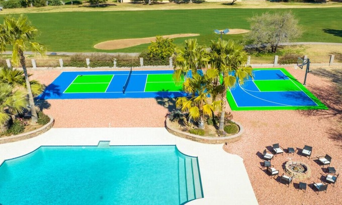 Paradise Valley Village Casa | Pickleball | Basketball | Game Room | Golf Course