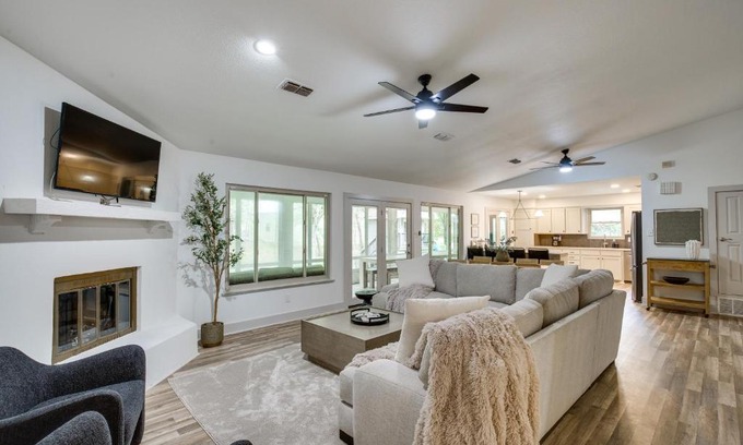 Kemp Casa | PickleballandSport Court Spacious Kemp Home!