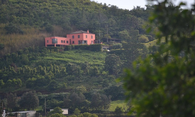 Ribeira Grande Villa | Pico Cavaco - una casa en las vistas de las laderas y las impresionantes