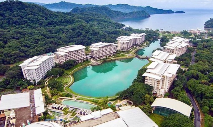 Nasugbu Apartamento | Playa Pico de Loro y Country Club CarolaTug412br