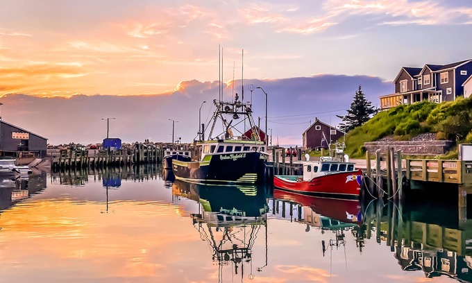Hall's Harbour Casa | Experiencia marinera pintoresca y auténtica en la bahía de Fundy