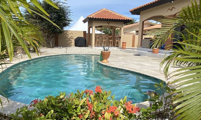 Oranjestad-West Villa | Pedazo de paraíso ... Eagle Beach Villa con piscina privada