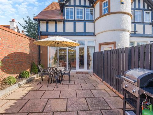 Troon Casa | Piersland Mews