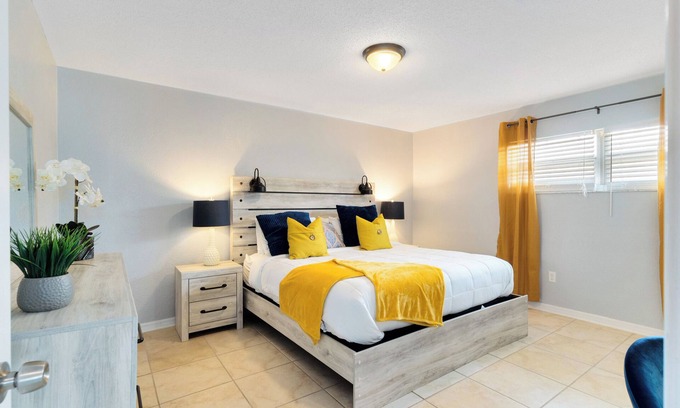 Indian Harbour Beach Apartamento | Pierview* Walk to the beach, Pool, BBQ, Gym, Games