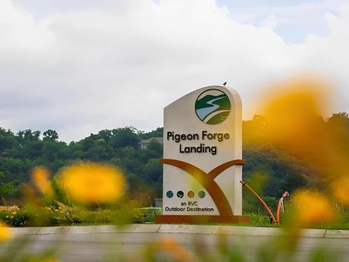 Pigeon Forge Otro | Pigeon Forge Landing RV Resort