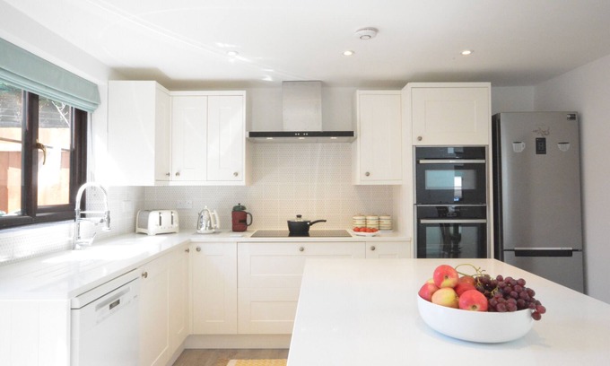 Melton Cabaña | Pine Cottage