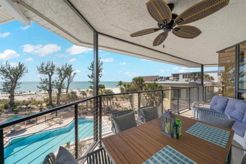 Sanibel Casa | Pine Cove #304