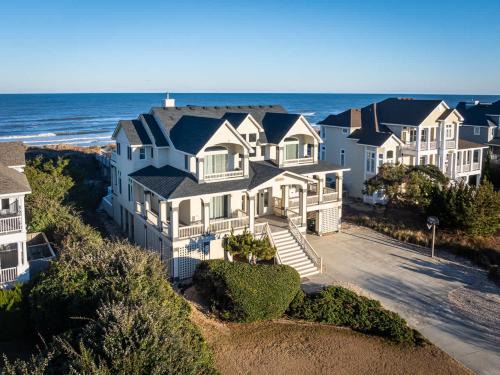 Pine Island Casa | Pine Island Oceanfront Private Pool and Beach Access