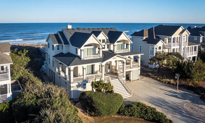 Pine Island Casa | Pine Island Oceanfront Private Pool and Beach Access