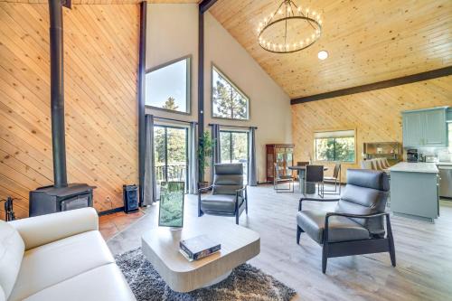 Pine Mountain Club Casa | Pine Mountain Club Cabin with AandC and EV Charger