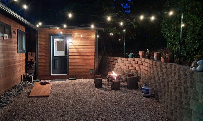Apple Hill Casa | Pine View Paradise, beautiful and private, close to Wineries, Jenkinson Lake!