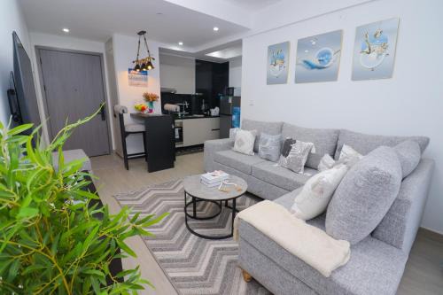 Kilimani Apartamento | Pinecrest View one bedroom with heated swimming pool and Sauna