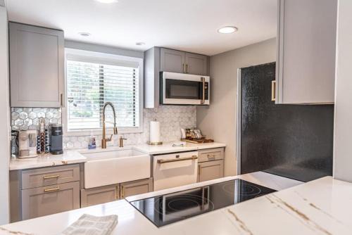 Pinehurst Apartamento | Pinehurst Lakefront Condo