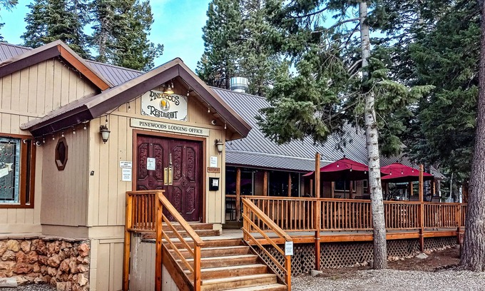 Duck Creek Village Cabina | Pinewoods Resort