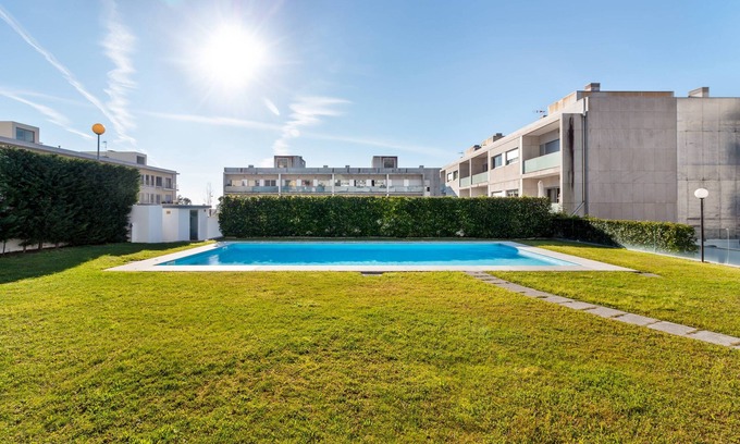 Monserrate Apartamento | Pink Apartment - Spacious Apartment with Pool