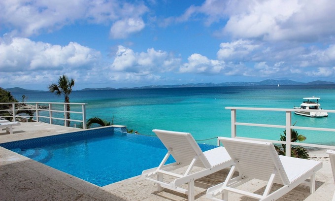Jost Van Dyke Villa | Pink House Villas - Hermosa casa frente al mar