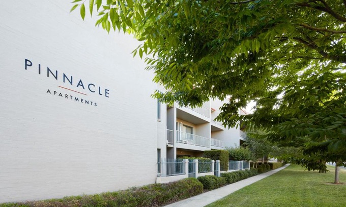 Kingston Apartamento | Pinnacle Apartments