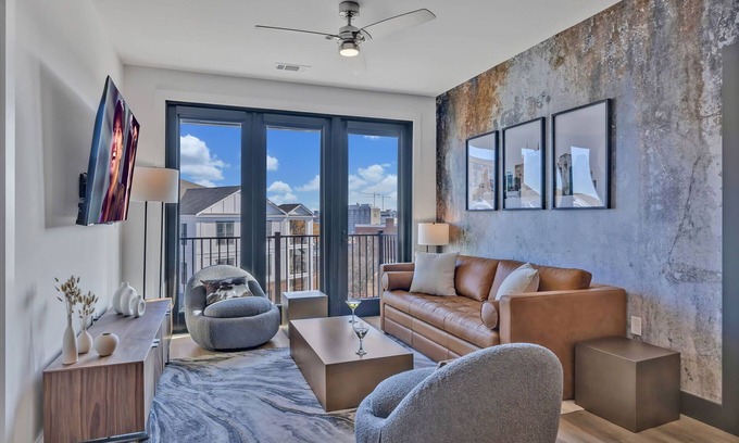 West End Casa | Pinnacle - Odyssey - 4 Units - Heart of Midtown