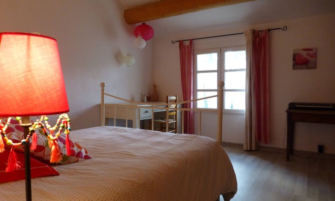 Piolenc Otro | Piolenc: Exceptional Grand Mas Provençal on a hillside on the edge of a forest