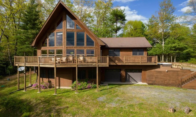 Deep Gap Casa | Pipers Peak