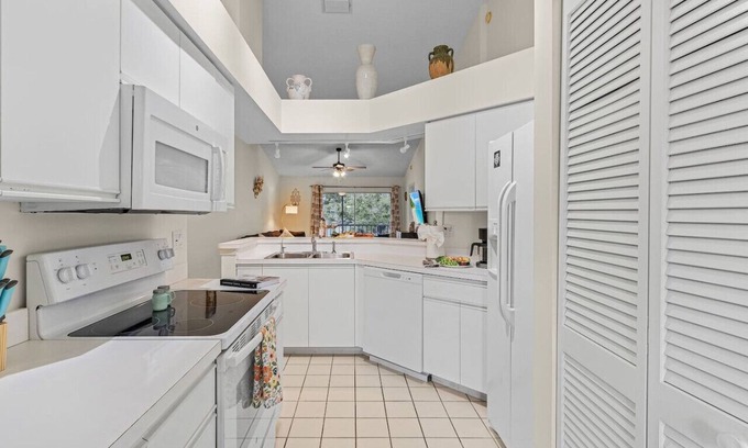 Palm River Estates Apartamento | Pipers Pointe-2 Bed/2 Bath Condo